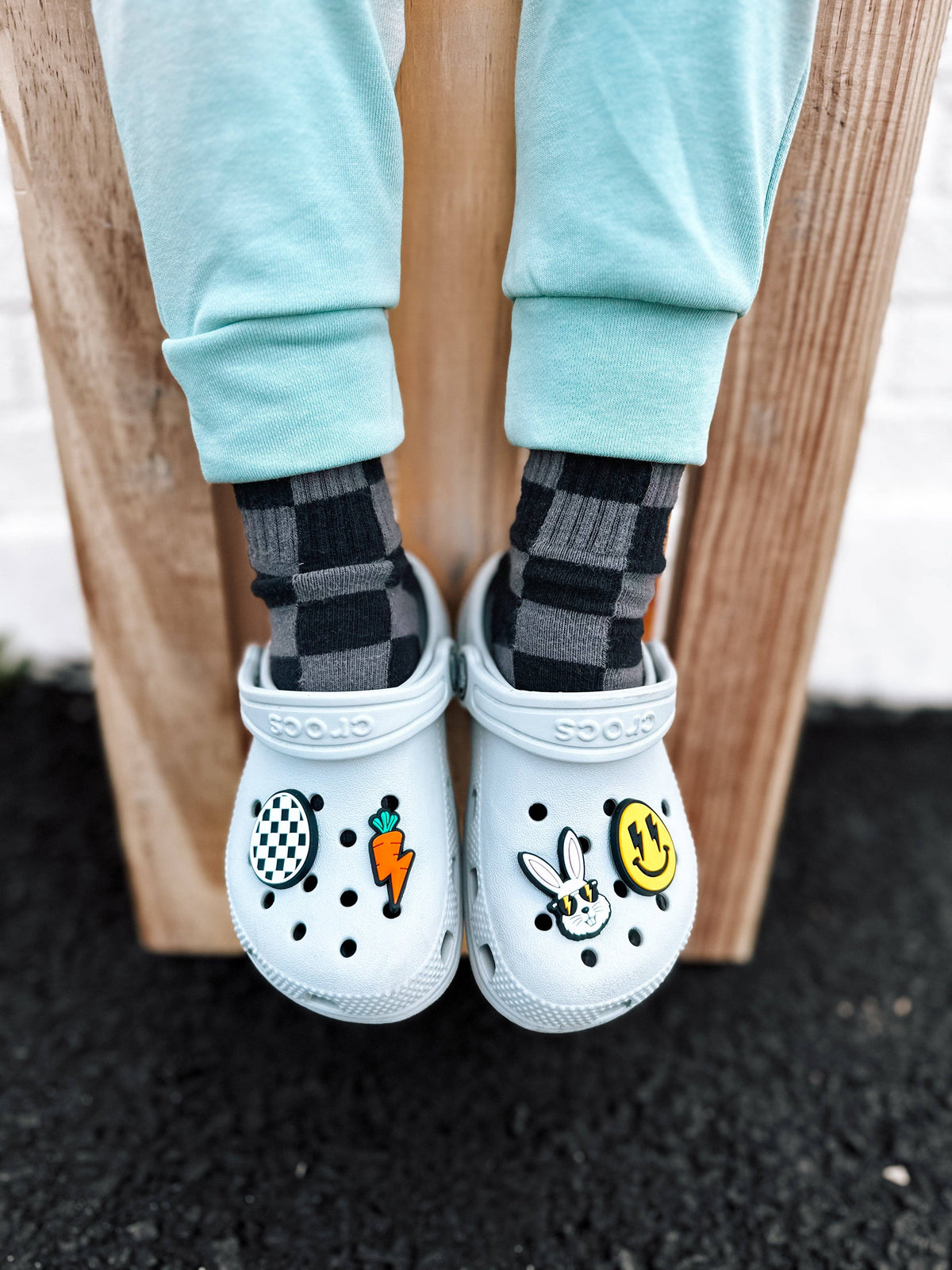 Midnight Checker Crew Socks