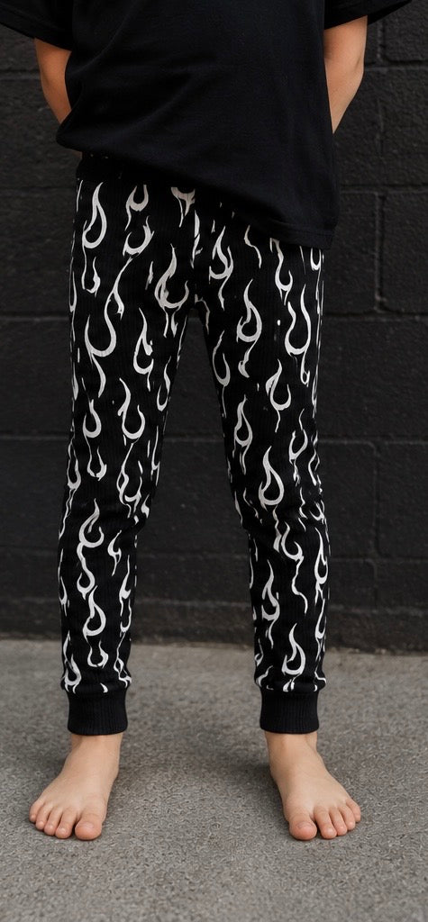 Flame ribbed pants